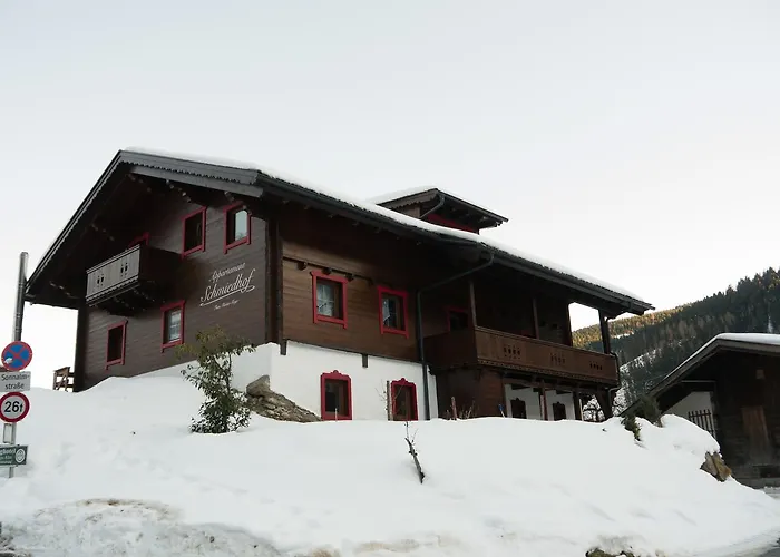 Schmiedhof Apartman *