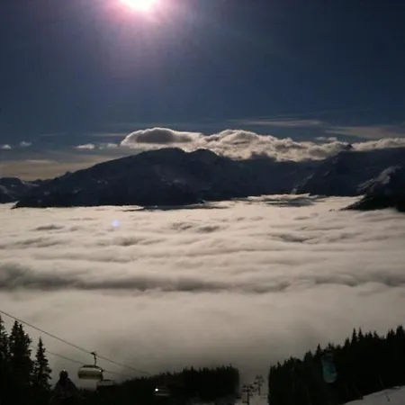 施米德霍夫公寓